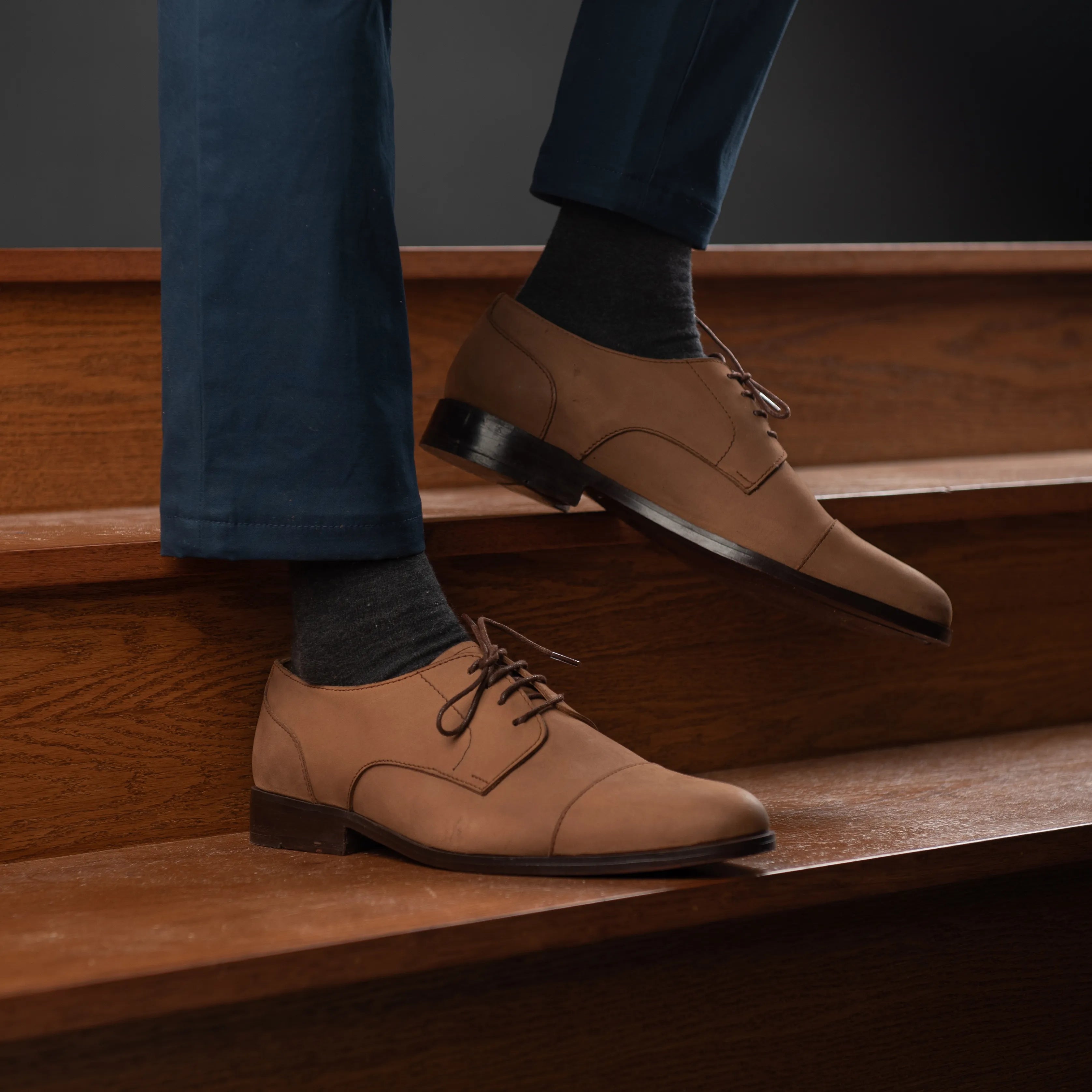 Attorney Derby Brown Nubuck Leather Shoes For Men - The  display picture 3