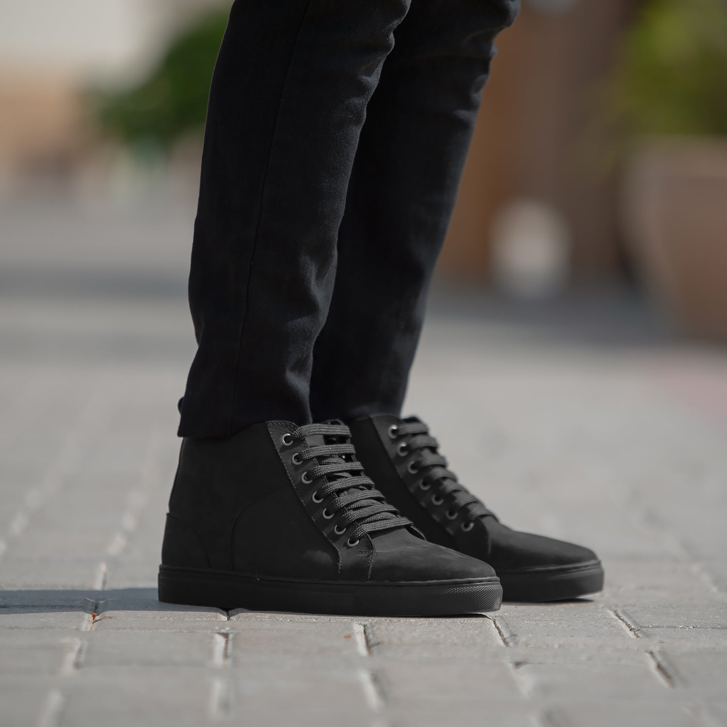 Mens black high top casual shoes top